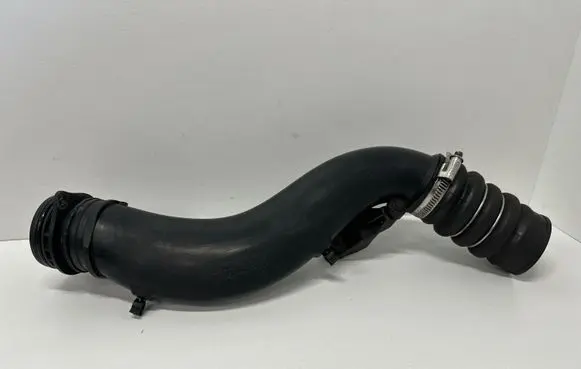 Porsche Cayenne (92A) Intercooler hose/pipe 7L5145957A 76579833
