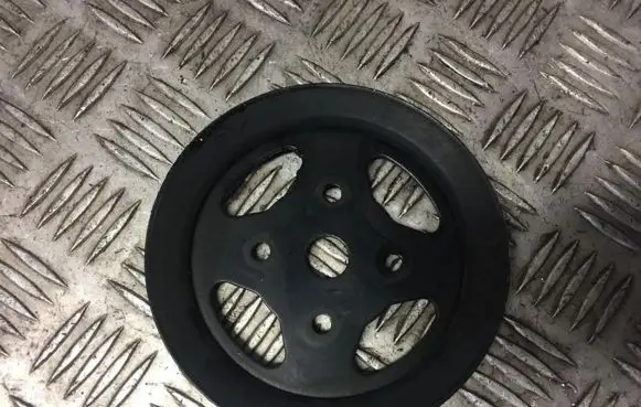 Nissan X-Trail T30 Power steering pump pulley 