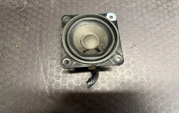 Infiniti FX Panel speaker 28148CG001 D23103 262448003