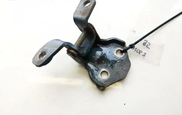 Front door upper hinge