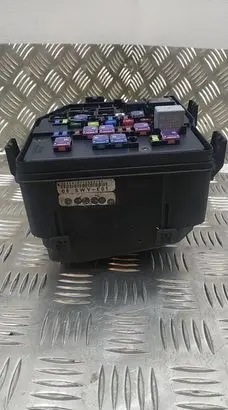 Honda CR-V Fuse box set 08SWYE01