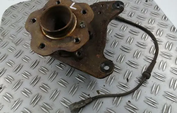 Nissan Qashqai Rear wheel hub