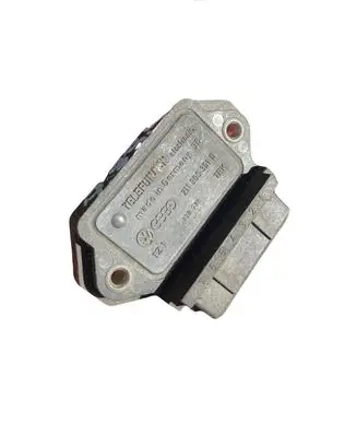 Audi 80 90 B3 Ignition amplifier control unit 211905351D