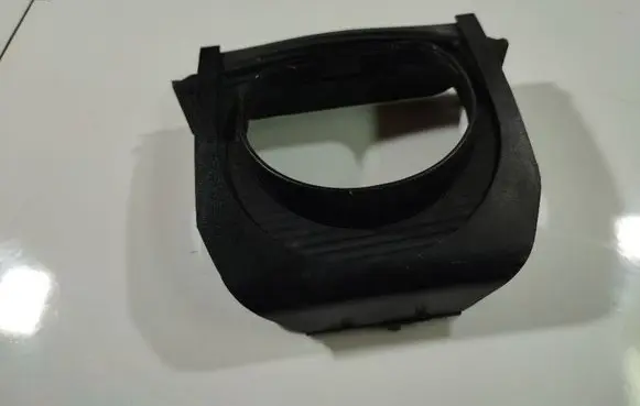 Mercedes-Benz CLS C219 Steering wheel column trim A2114600195