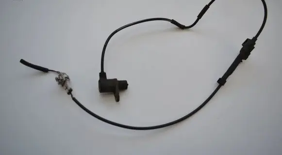 Opel Mokka ABS brake wheel speed sensor 8054302040