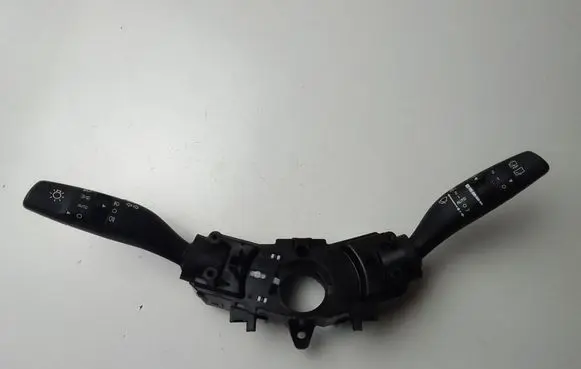 KIA Sportage Wiper turn signal indicator stalk/switch 93404D9962
