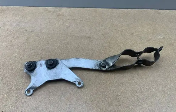 Muffler mount bracket/holder