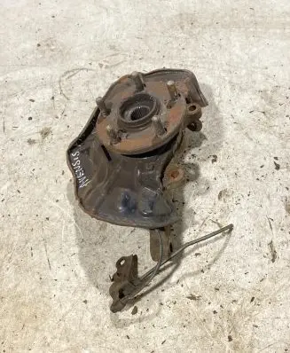 Toyota Avensis T250 Front wheel hub spindle knuckle