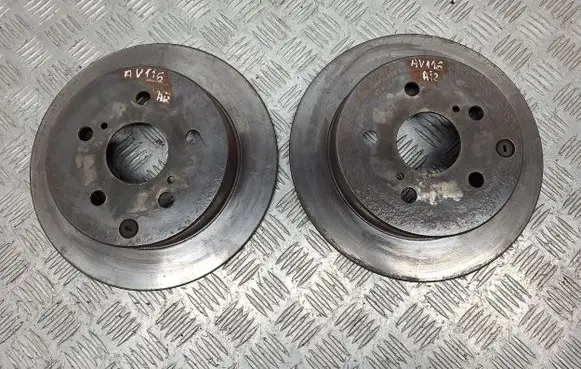 Toyota Avensis T250 Rear brake disc 4243105050