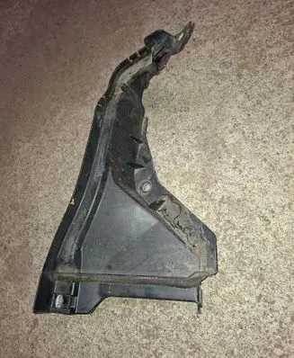 Renault Captur Wiper trim 668624075R
