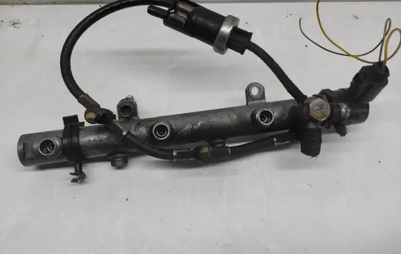 Fuel main line pipe