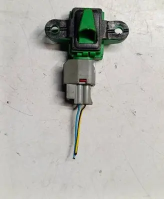 Suzuki SX4 S-Cross Airbag deployment crash/impact sensor 3893061M10S4 3893061M10 13090615