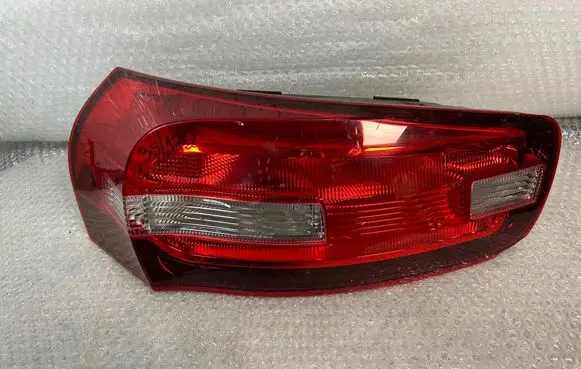 Citroen C4 II Picasso Rear/tail lights 