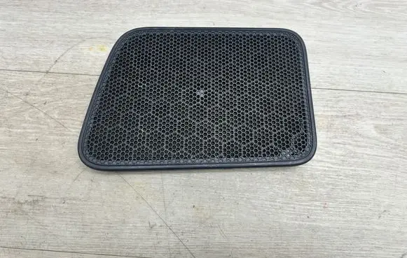 Porsche Cayenne (92A) Side speaker trim/cover 7P5868035