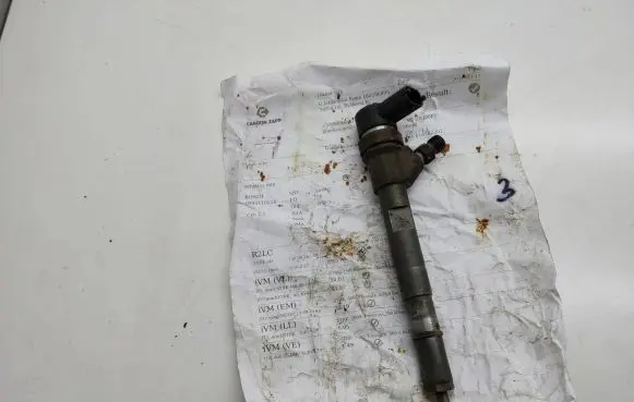 Jeep Cherokee III KJ Fuel injector 0445110218