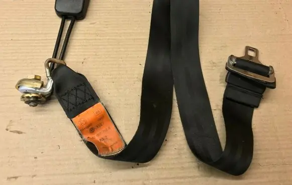 Seat Cordoba (6K) Middle seatbelt (rear) 867857713B