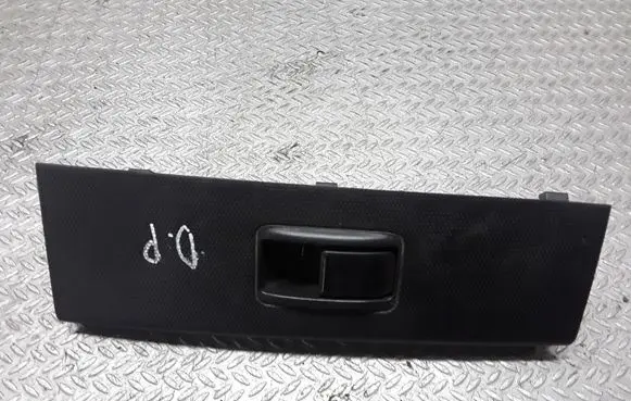 Toyota Corolla Verso AR10 Electric window control switch 742310F030