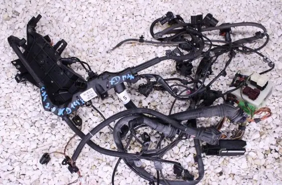 BMW 3 F30 F35 F31 EUR ISO radio connector 