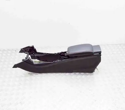 Mercedes-Benz CLA C117 X117 W117 Center console A1766804101 1246008B