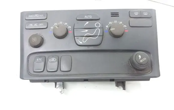 Volvo S80 Climate control unit 8682929