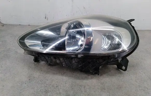 Fiat Punto Evo Headlight/headlamp 20C262