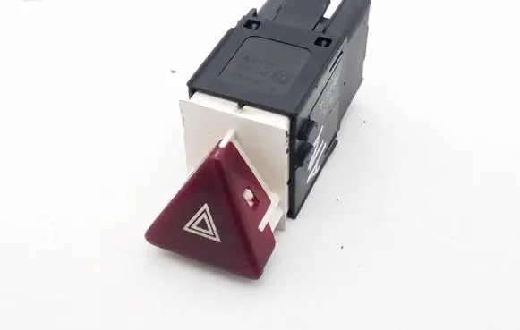 Volkswagen PASSAT B6 Hazard light switch 3C8953509