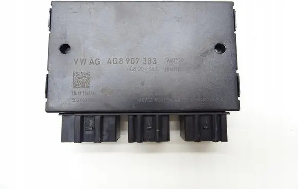 Audi A6 C7 Tow bar trailer control unit/module 4G8907383