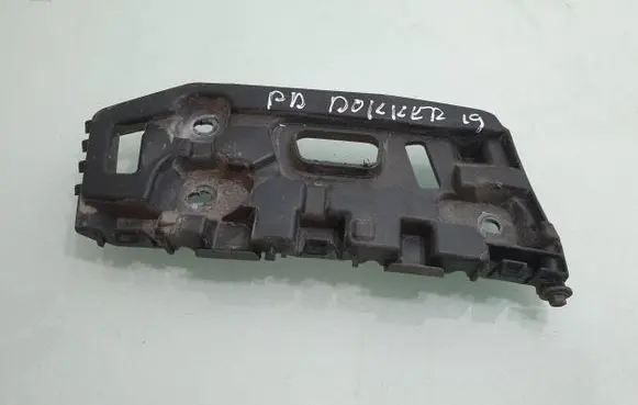 Dacia Dokker Front bumper mounting bracket 622227706R