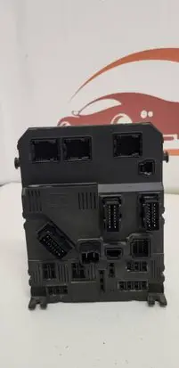 Peugeot 206 Fuse module 9649627780 S118085320A BSIE0100