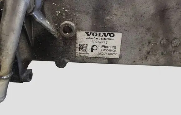 Volvo V60 EGR valve cooler 30757742