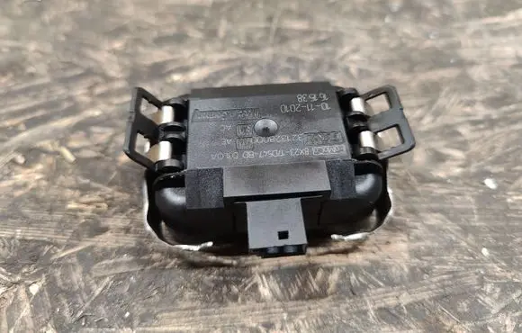 Jaguar XJ X351 Sun solar sensor 8X2317D547BD