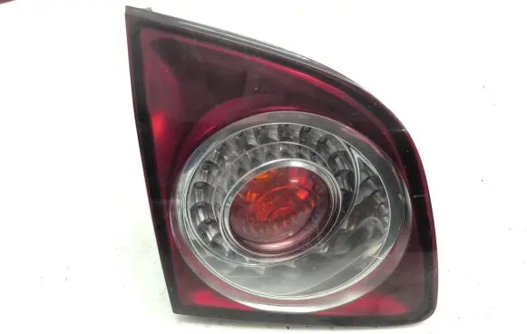 Volkswagen Golf Plus Tailgate rear/tail lights 5M0945093H 9649620