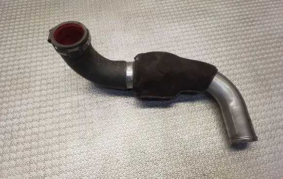 Opel Vivaro Intercooler hose/pipe