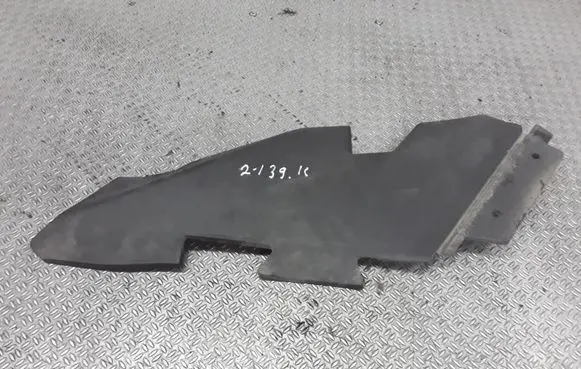 Mercedes-Benz B W245 Radiator trim 