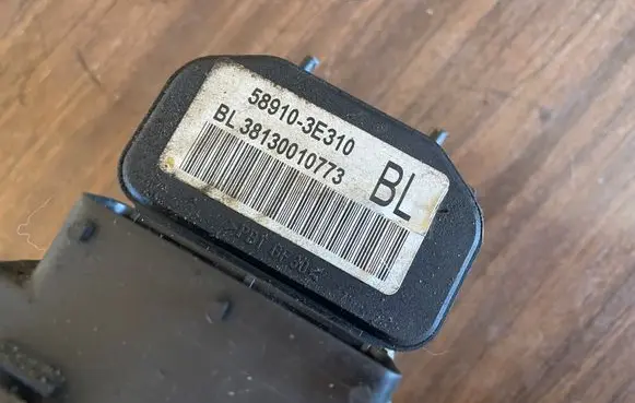 KIA Sorento ABS Pump 589103E310