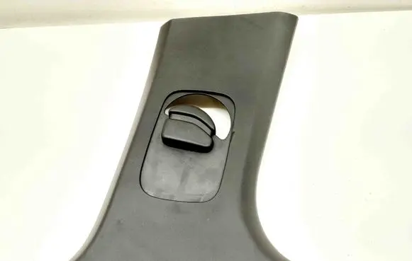 Citroen DS4 (B) pillar trim (top) 9687483377