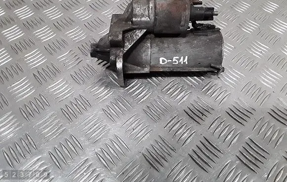 Renault Kangoo II Starter motor 233003329R
