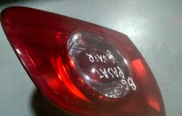 Volkswagen PASSAT B6 Tailgate rear/tail lights 3C9945093