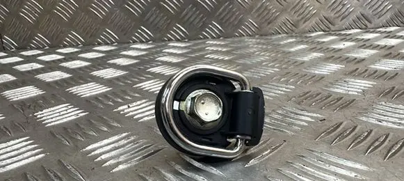 Toyota RAV 4 (XA40) Tie down hook / loop