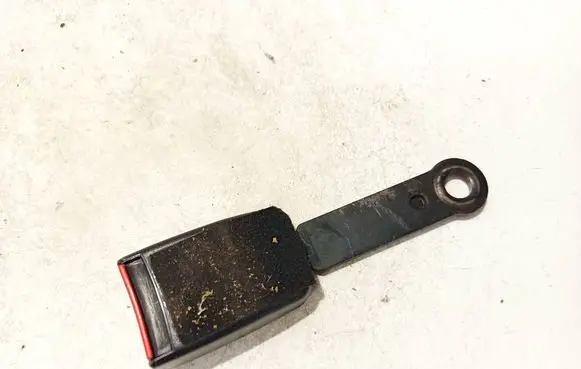 Peugeot 206 Front seatbelt buckle