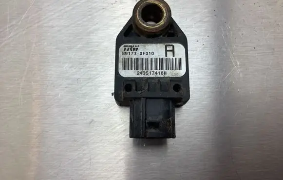 Toyota Corolla Verso AR10 Airbag deployment crash/impact sensor 891730F010 243517416H