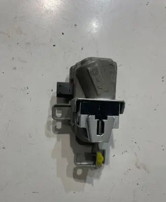 Volvo S40 Steering wheel lock P30776153