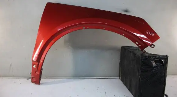 Volvo XC40 Fender mounting bracket 31457584