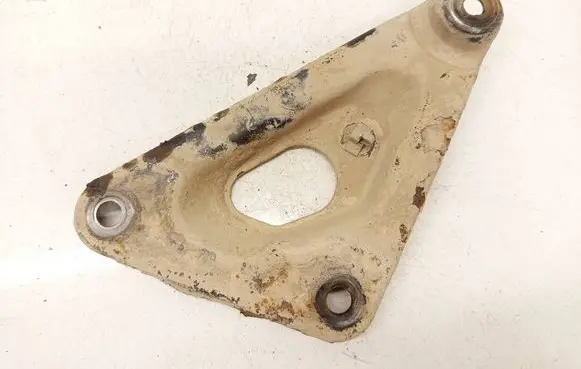 Opel Astra H Engine mounting bracket 