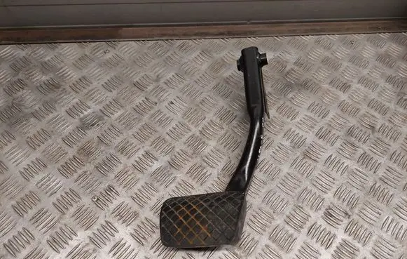 Audi Q7 4M Brake pedal 4M1723140