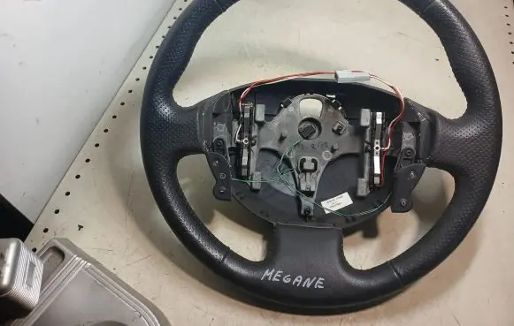 Renault Scenic II - Grand scenic II Steering wheel 8200276081
