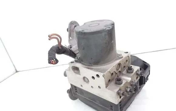 Mercedes-Benz E W211 ABS Pump A2114313712 0265250305