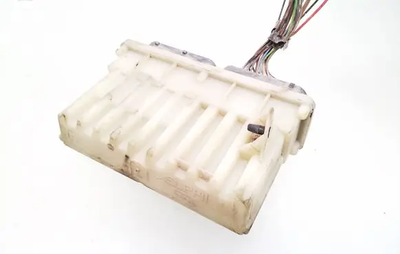 Opel Astra G Coolant fan relay 09131732