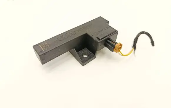 Audi Q5 SQ5 Keyless system antenna 8K0907247 33542221
