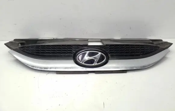 Hyundai ix35 Front bumper upper radiator grill 863512Y000